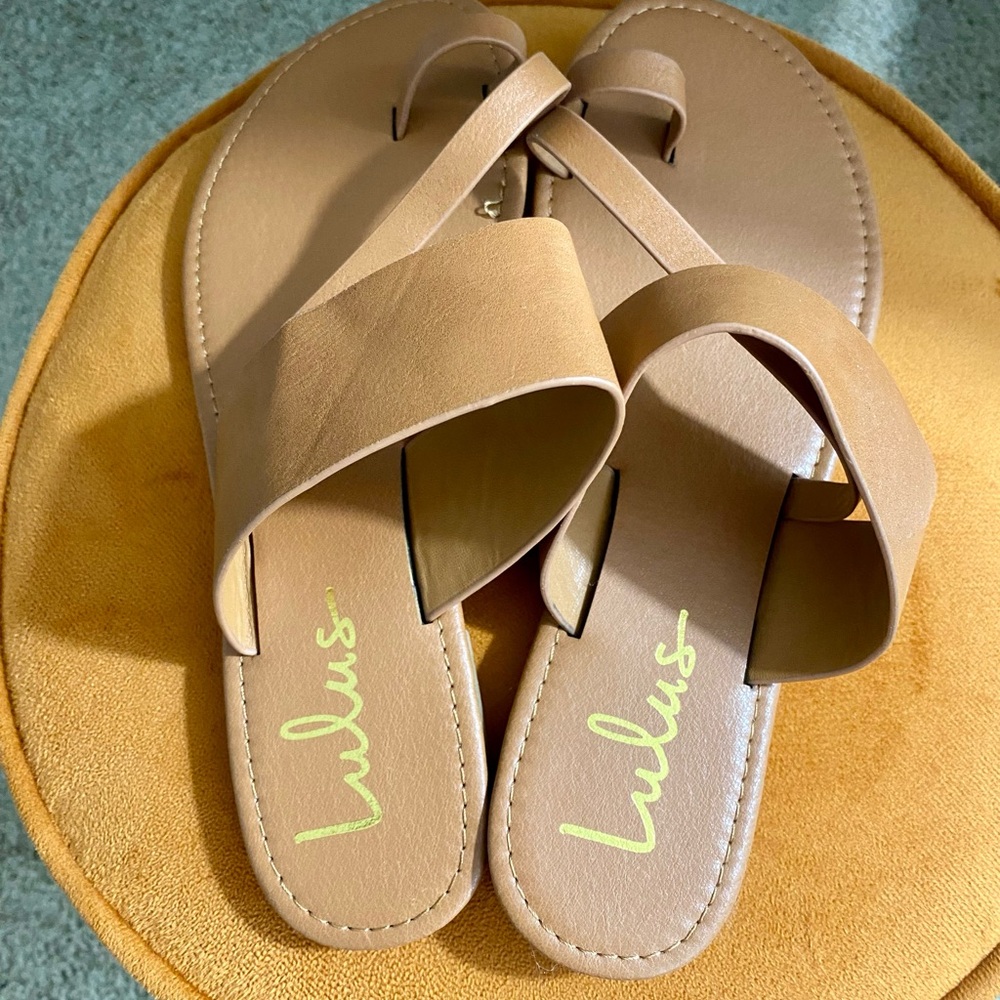Never Worn Lulu's Camel Brown Sandals